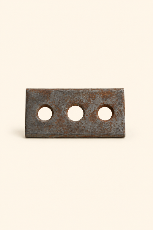 Plokštelė baldinė metalinė Ø8mm